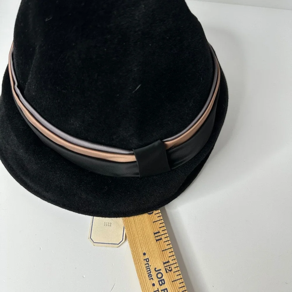 Vintage Parks-Belk Black Genuine Velour Fur Cloche Hat Union Made Size 22 Bow‎